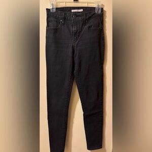 721 Levi’s Highrise Skinny Women's Black Jeans.